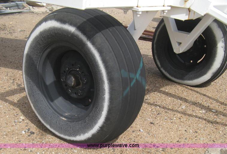 image for item E3232 Anhydrous ammonia tank