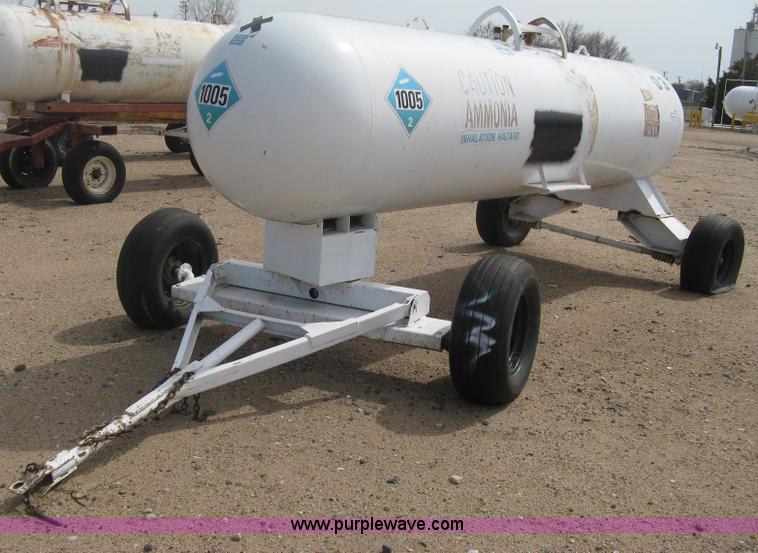 image for item E3234 Anhydrous ammonia tank