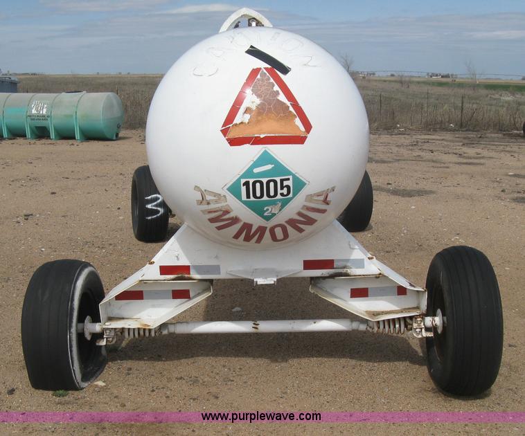 image for item E3234 Anhydrous ammonia tank
