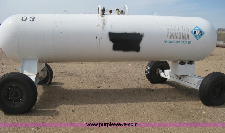 image for item E3234 Anhydrous ammonia tank