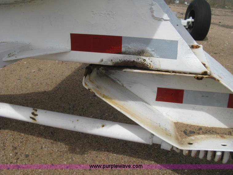 image for item E3234 Anhydrous ammonia tank