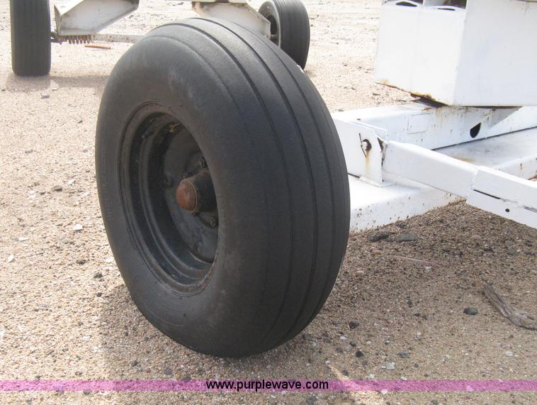 image for item E3234 Anhydrous ammonia tank