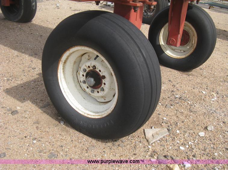 image for item E3235 Anhydrous ammonia tank