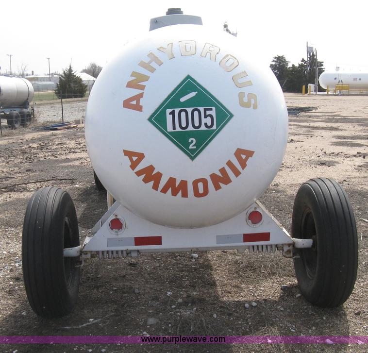 image for item E3238 Anhydrous ammonia tank