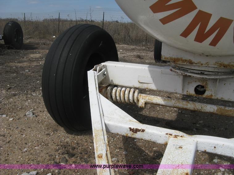 image for item E3238 Anhydrous ammonia tank