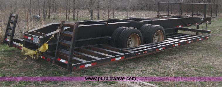 image for item E3240 2002 Neville sprayer trailer