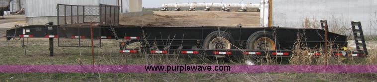 image for item E3240 2002 Neville sprayer trailer