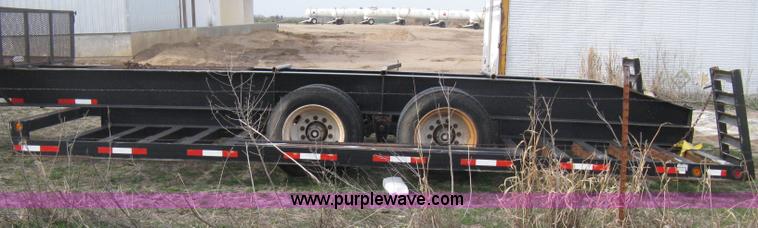 image for item E3240 2002 Neville sprayer trailer