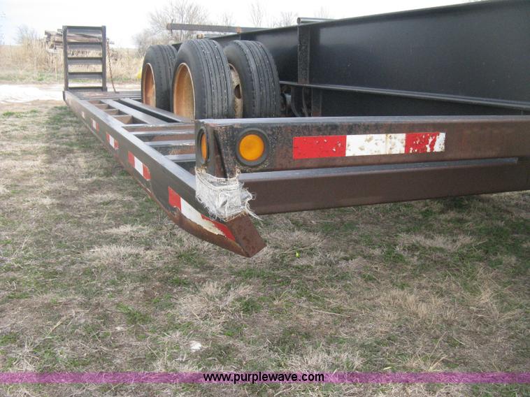 image for item E3240 2002 Neville sprayer trailer