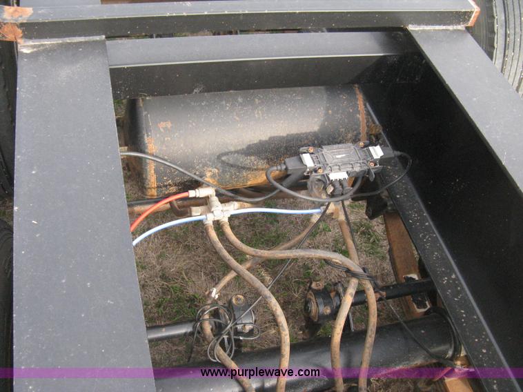 image for item E3240 2002 Neville sprayer trailer