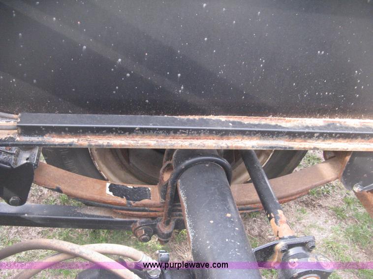 image for item E3240 2002 Neville sprayer trailer