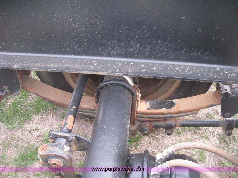 image for item E3240 2002 Neville sprayer trailer