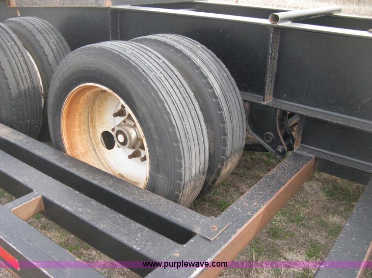 image for item E3240 2002 Neville sprayer trailer