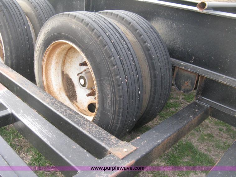 image for item E3240 2002 Neville sprayer trailer