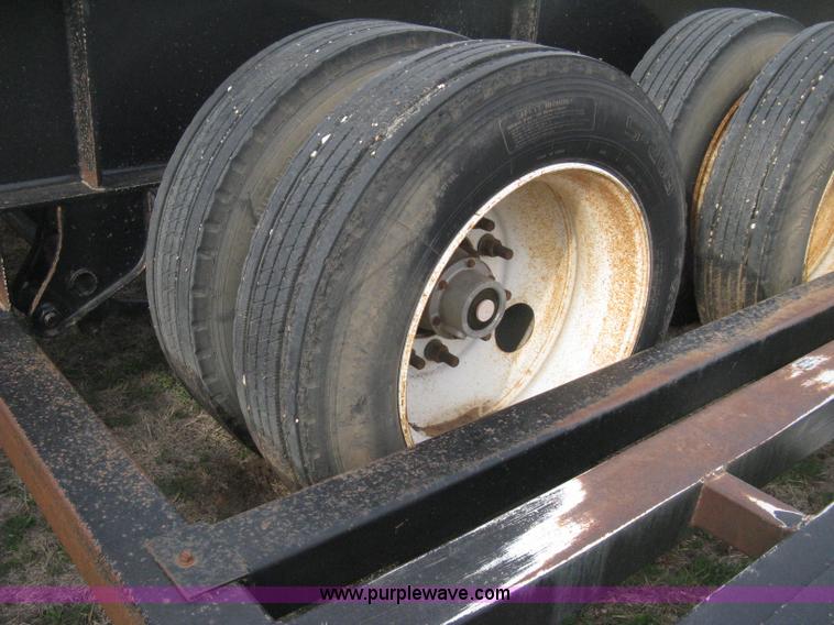 image for item E3240 2002 Neville sprayer trailer