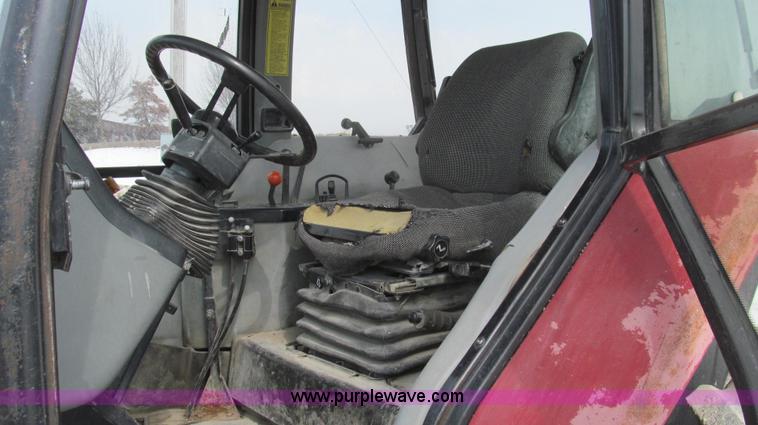 image for item E3802 Case IH 5220A  MFWD tractor