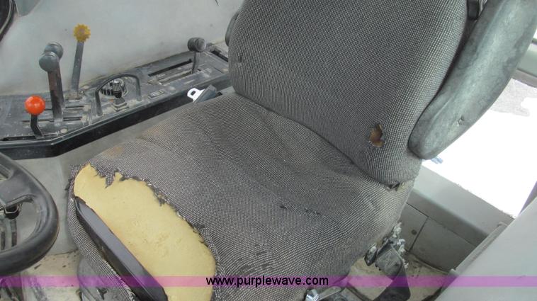 image for item E3802 Case IH 5220A  MFWD tractor