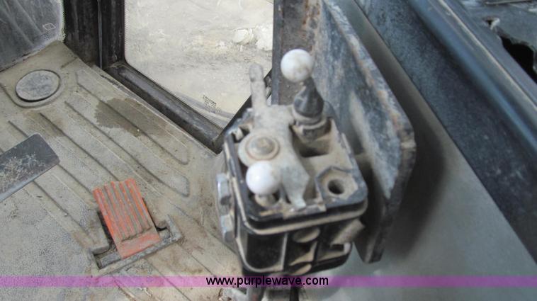 image for item E3802 Case IH 5220A  MFWD tractor