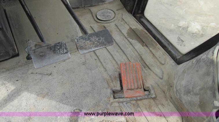 image for item E3802 Case IH 5220A  MFWD tractor