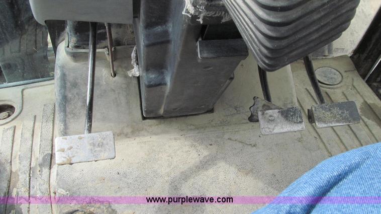 image for item E3802 Case IH 5220A  MFWD tractor