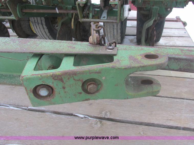 image for item E7117 John Deere 7000 planter