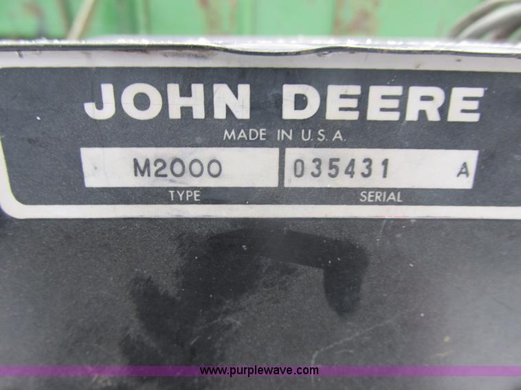 image for item E7117 John Deere 7000 planter
