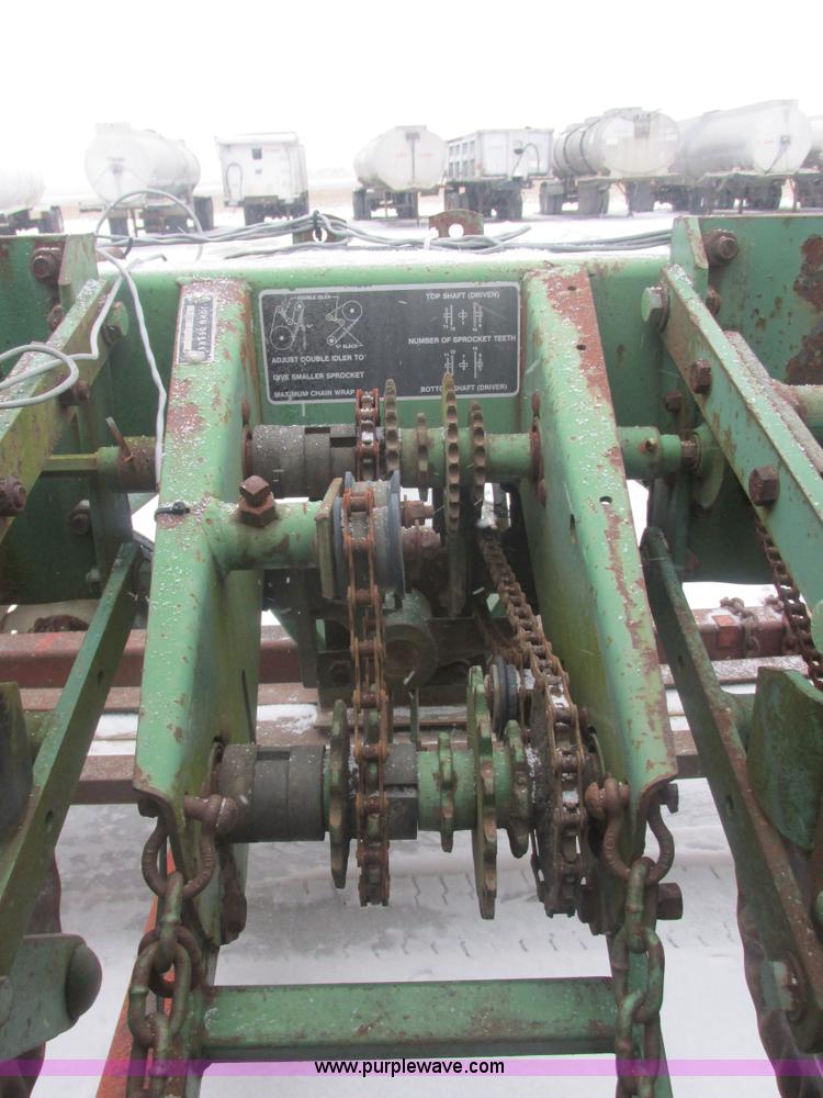 image for item E7117 John Deere 7000 planter