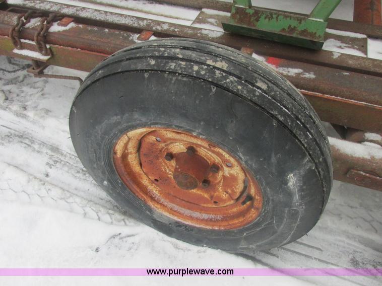 image for item E7117 John Deere 7000 planter