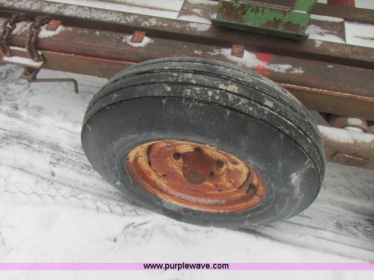 image for item E7117 John Deere 7000 planter