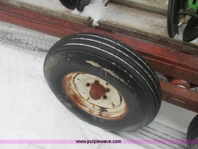 image for item E7117 John Deere 7000 planter