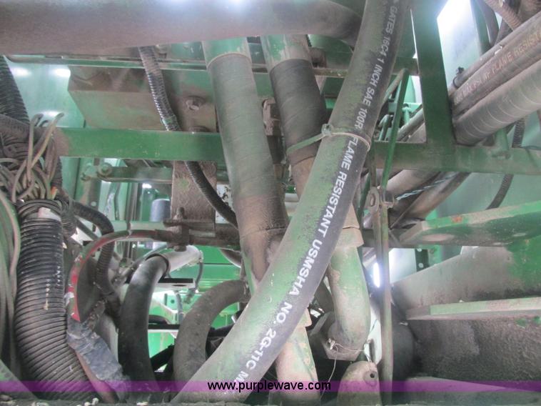 image for item E7119 1995 John Deere 6500 sprayer