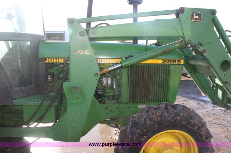 image for item E8454 1989 John Deere 2955 MFWD tractor