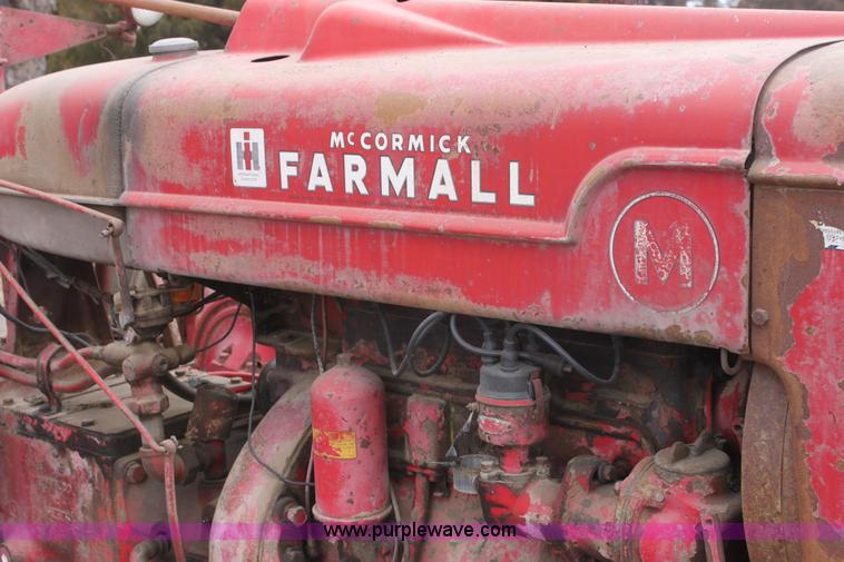 image for item E8470 1946 International Farmall M tractor