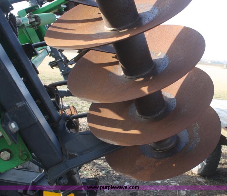image for item F2578 John Deere 630 disk