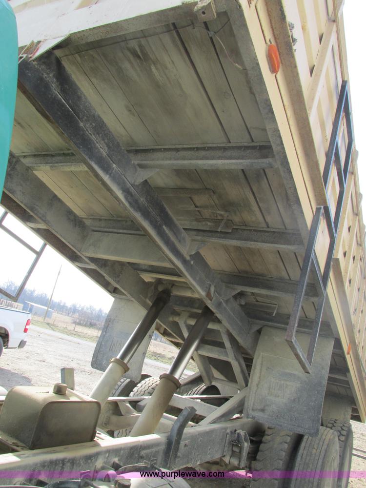 image for item F4421 1973 Chevrolet C65 dump truck