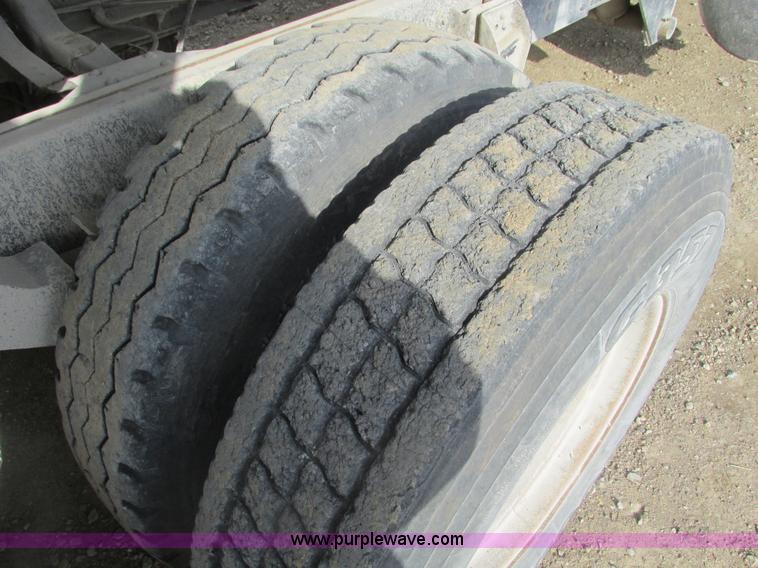 image for item F4421 1973 Chevrolet C65 dump truck