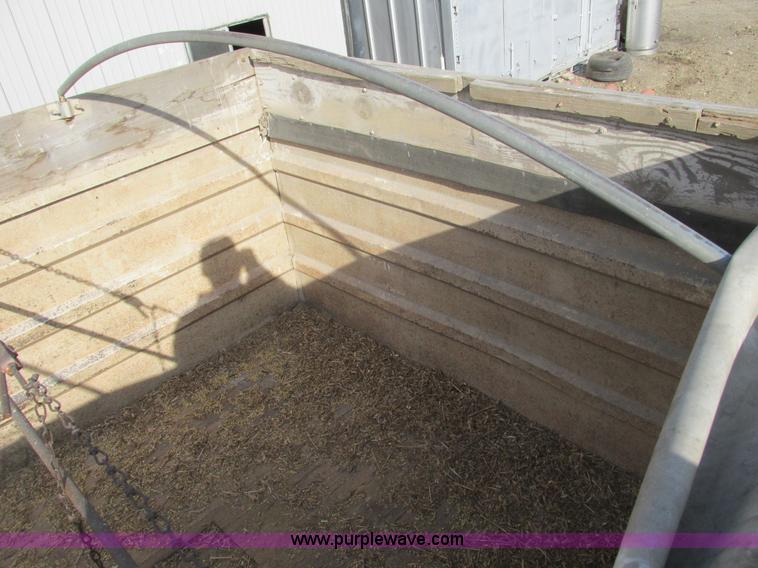 image for item F4421 1973 Chevrolet C65 dump truck