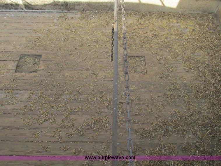 image for item F4421 1973 Chevrolet C65 dump truck