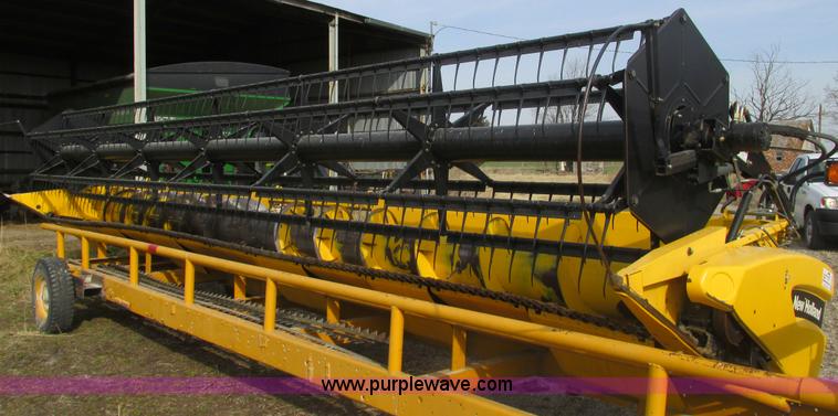 image for item F4422 2006 New Holland 74C Direct-Cut flex Cutterbar auger header