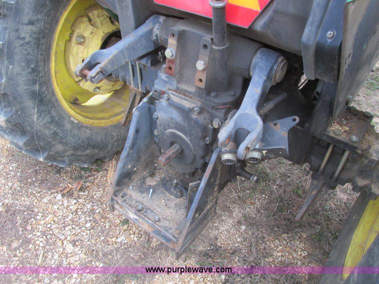 image for item F4460 1997 John Deere 5200 tractor