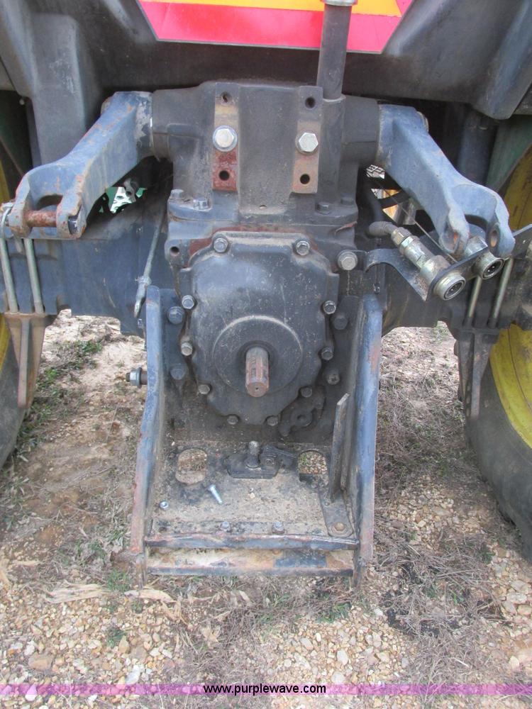 image for item F4460 1997 John Deere 5200 tractor