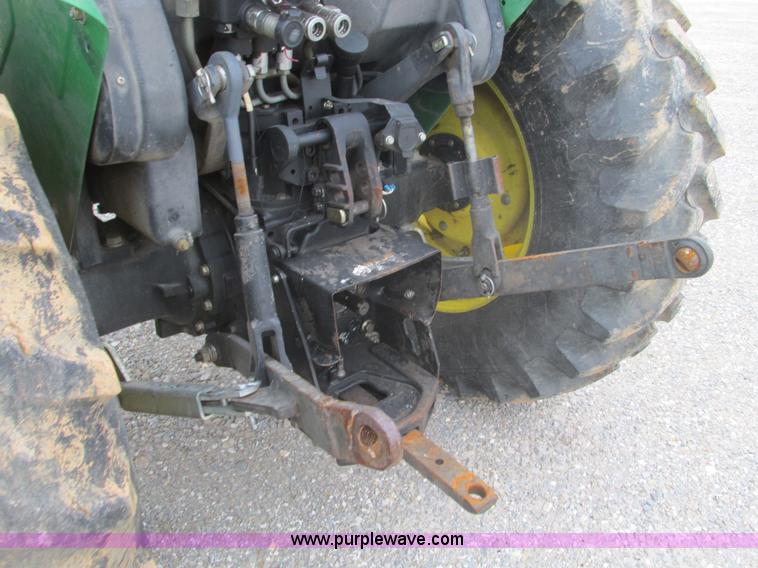 image for item F4461 2006 John Deere 5525 tractor