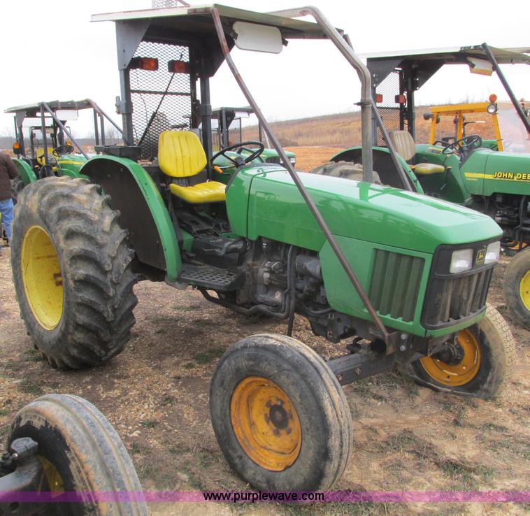 image for item F4462 2000 John Deere 5410 tractor