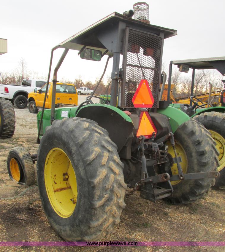 image for item F4462 2000 John Deere 5410 tractor