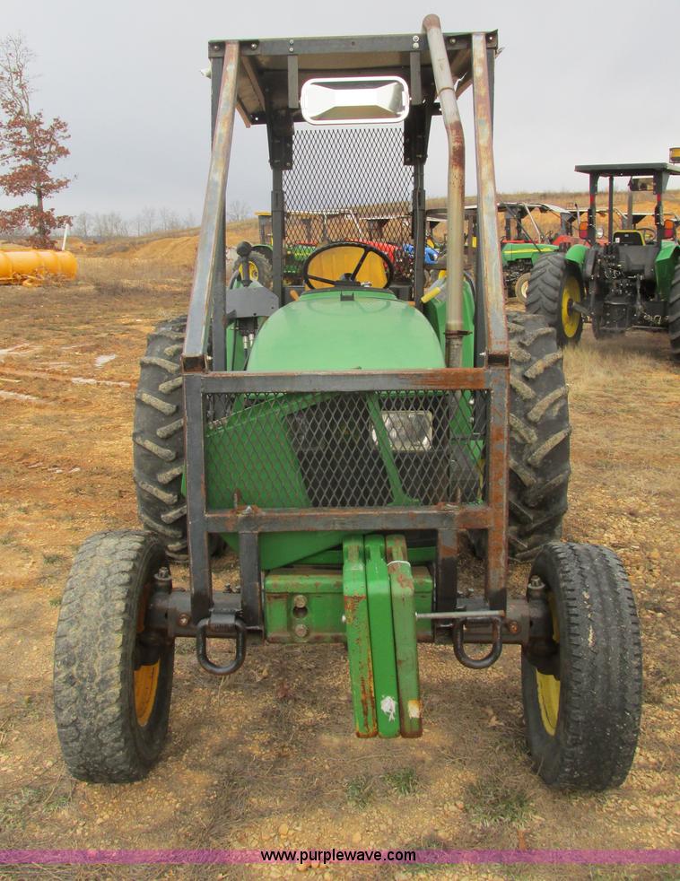 image for item F4463 2003 John Deere 5320 tractor