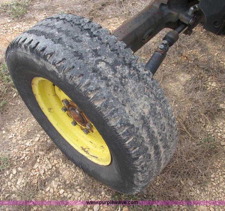 image for item F4463 2003 John Deere 5320 tractor