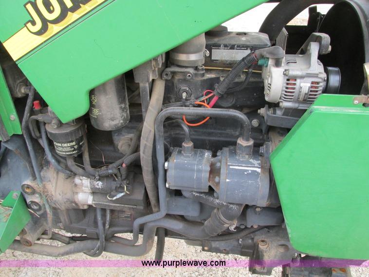 image for item F4464 1999 John Deere 5410 tractor