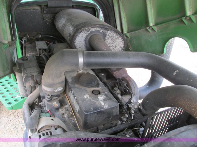 image for item F4464 1999 John Deere 5410 tractor