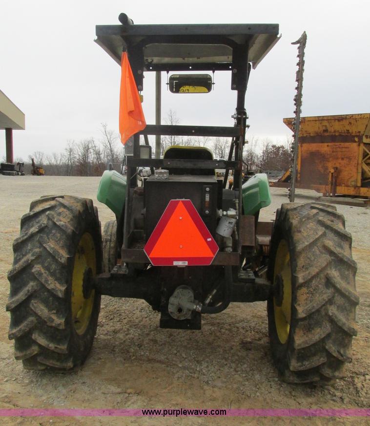 image for item F4465 2002 John Deere 5220 tractor