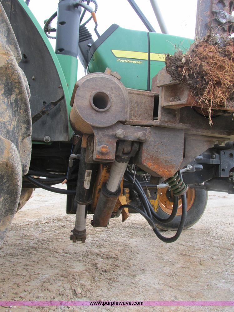 image for item F4465 2002 John Deere 5220 tractor